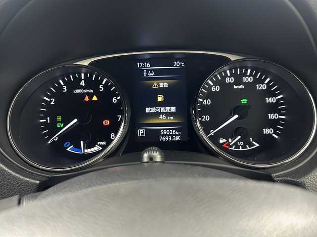 日産 エクストレイル ハイブリッド 20X ブラック エクストリーマーX ブレーキ 福島県 2016(平28)年 5.9万km ダイヤモンドブラック /禁煙車　//４ＷＤ　//純正８インチナビ(CD.DVD.BT.TV.AM.FM)　//衝突被害軽減ブレーキ　//電動リアゲート　//ドライブレコーダー　//前後コーナーセンサー　//シートヒーター(D/N)//バックカメラ　//ドライブレコーダー(前のみ)　//ＥＴＣ　//ＬＥＤヘッドライト//ダウンヒルアシストコントロール//ナビ取扱説明書//ETC取扱説明書