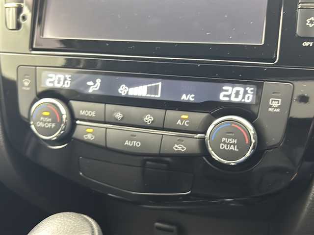 日産 エクストレイル ハイブリッド 20X ブラック エクストリーマーX ブレーキ 福島県 2016(平28)年 5.9万km ダイヤモンドブラック /禁煙車　//４ＷＤ　//純正８インチナビ(CD.DVD.BT.TV.AM.FM)　//衝突被害軽減ブレーキ　//電動リアゲート　//ドライブレコーダー　//前後コーナーセンサー　//シートヒーター(D/N)//バックカメラ　//ドライブレコーダー(前のみ)　//ＥＴＣ　//ＬＥＤヘッドライト//ダウンヒルアシストコントロール//ナビ取扱説明書//ETC取扱説明書