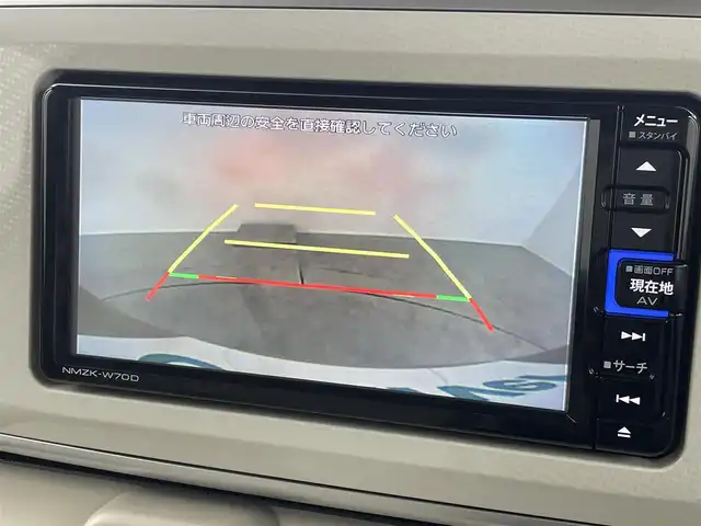 ダイハツ ムーヴ キャンバス X SA Ⅲ 埼玉県 2020(令2)年 6.1万km ナチュラルベージュマイカM 禁煙車　純正ナビ　両側パワースライドドア　シートヒーター　バックカメラ　CD　DVD　BT　TV　コーナーセンサー　レーンアシスト　衝突被害軽減　オートハイビーム　スペアキー