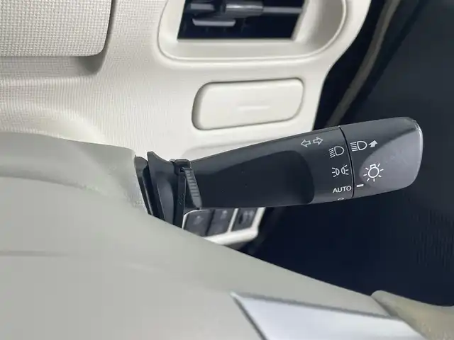 ダイハツ ムーヴ キャンバス X SA Ⅲ 埼玉県 2020(令2)年 6.1万km ナチュラルベージュマイカM 禁煙車　純正ナビ　両側パワースライドドア　シートヒーター　バックカメラ　CD　DVD　BT　TV　コーナーセンサー　レーンアシスト　衝突被害軽減　オートハイビーム　スペアキー