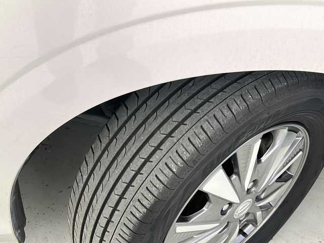 日産 セレナ 宮城県 2019(平31)年 5.8万km ブリリアントホワイトパール ワンオーナー/禁煙車/プロパイロット/インテリジェントパーキングアシスト/エマージェンシーブレーキ/車線逸脱警報/車線逸脱防止支援システム/速度標識表示/道路標識表示/オートマチックハイビーム/インテリジェントルームミラー/全席シートヒーター/純正9インチナビ/・BT.CD.DVD.USB.SD/全周囲カメラ/フルセグテレビ/両側パワースライドドア/ビルトインETC/純正ドライブレコーダー（F）/電動パーキングブレーキ/AUTOHOLD/ステアリングヒーター/革巻きステアリング/ステアリングスイッチ/プッシュスタート/スマートキー/3列シート/ロールサンシェード/LEDヘッドライト/LEDフォグランプ/純正15インチアルミホイール/アイドリングストップ/横滑り防止機能