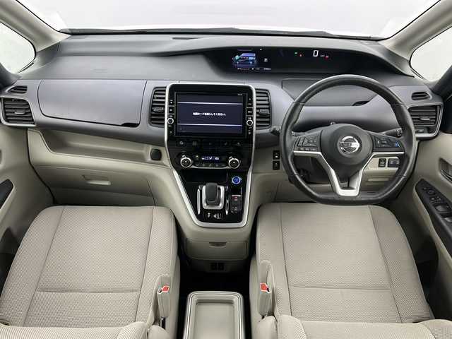 日産 セレナ 宮城県 2019(平31)年 5.8万km ブリリアントホワイトパール ワンオーナー/禁煙車/プロパイロット/インテリジェントパーキングアシスト/エマージェンシーブレーキ/車線逸脱警報/車線逸脱防止支援システム/速度標識表示/道路標識表示/オートマチックハイビーム/インテリジェントルームミラー/全席シートヒーター/純正9インチナビ/・BT.CD.DVD.USB.SD/全周囲カメラ/フルセグテレビ/両側パワースライドドア/ビルトインETC/純正ドライブレコーダー（F）/電動パーキングブレーキ/AUTOHOLD/ステアリングヒーター/革巻きステアリング/ステアリングスイッチ/プッシュスタート/スマートキー/3列シート/ロールサンシェード/LEDヘッドライト/LEDフォグランプ/純正15インチアルミホイール/アイドリングストップ/横滑り防止機能