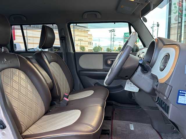 スズキ ラパン ショコラ X 宮城県 2014(平26)年 4.9万km シャンパンピンクPM 登録時走行距離４８２５２ｋｍ/プッシュスタート/アイドリングストップ/オートライト/スマートキー/ショコラ専用シート/純正フロアマット/ベンチシート/純正オーディオ/CD/AM/FM/LEDヘッドライト/ドアバイザー/純正アルミホイール/Wミラー/運転席シガーソケット/ABS/横滑り防止装置/オートライト