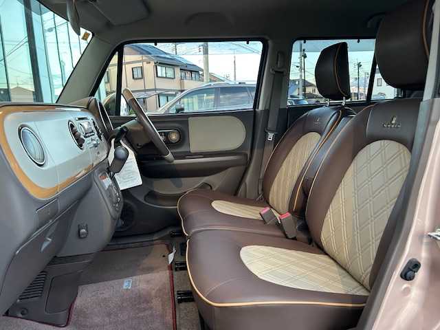 スズキ ラパン ショコラ X 宮城県 2014(平26)年 4.9万km シャンパンピンクPM 登録時走行距離４８２５２ｋｍ/プッシュスタート/アイドリングストップ/オートライト/スマートキー/ショコラ専用シート/純正フロアマット/ベンチシート/純正オーディオ/CD/AM/FM/LEDヘッドライト/ドアバイザー/純正アルミホイール/Wミラー/運転席シガーソケット/ABS/横滑り防止装置/オートライト