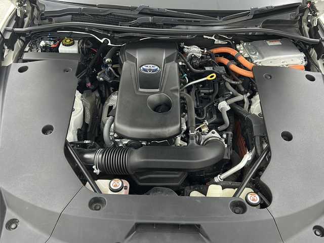 トヨタ クラウン ハイブリッド S Cパッケージ 宮城県 2018(平30)年 5万km ホワイトパールクリスタルシャイン 純正ナビ/ＣＤ／ＤＶＤ／Ｂｌｕｅｔｏｏｔｈ/フルセグＴＶ/バックカメラ/ＤＮシートヒーター/ＤＮパワーシート/ハンドルヒーター/レーントレーシングアシスト/オートクルーズコントロール/ＢＳＭ/ＨＵＤ/リヤクロストラフィックアラート/パーキングサポートブレーキ/プリクラッシュセーフティ/ドライブレコーダー/ETC2.0/オートライト/オートハイビーム