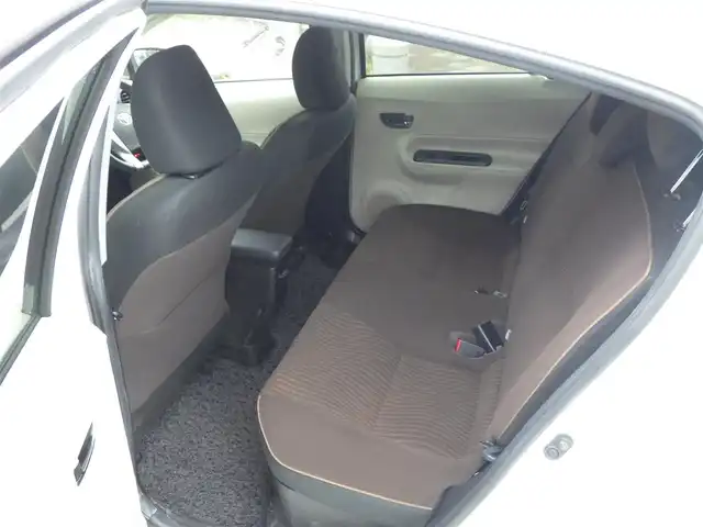 トヨタ アクア G 千葉県 2012(平24)年 3.9万km ライムホワイトパールクリスタルシャイン 純正SDナビ/ワンセグTV/【CD再生機能】/ドライブレコーダー（前後撮影）/革巻きステアリング/ETC/HIDヘッドライト/ウインカーミラー/スマートキー