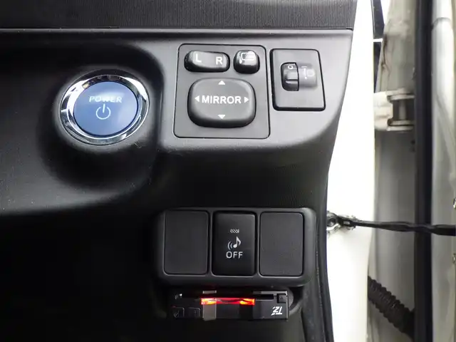 トヨタ アクア G 千葉県 2012(平24)年 3.9万km ライムホワイトパールクリスタルシャイン 純正SDナビ/ワンセグTV/【CD再生機能】/ドライブレコーダー（前後撮影）/革巻きステアリング/ETC/HIDヘッドライト/ウインカーミラー/スマートキー