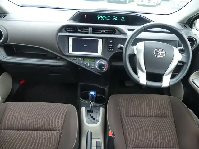 トヨタ アクア G 千葉県 2012(平24)年 3.9万km ライムホワイトパールクリスタルシャイン 純正SDナビ/ワンセグTV/【CD再生機能】/ドライブレコーダー（前後撮影）/革巻きステアリング/ETC/HIDヘッドライト/ウインカーミラー/スマートキー