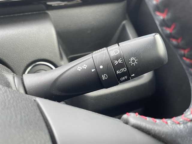 スズキ ワゴンＲ スティングレー HYBRID X 新潟県 2018(平30)年 8.1万km ブルーイッシュブラックパール3 4WD/フルセグテレビ/LEDライト/前席シートヒーター/ヘッドアップディスプレイ/オートライト/アイドリングストップ/プッシュスタート/衝突軽減/ドアバイザー/フォグランプ/ステアリングスイッチ/電動格納ミラー