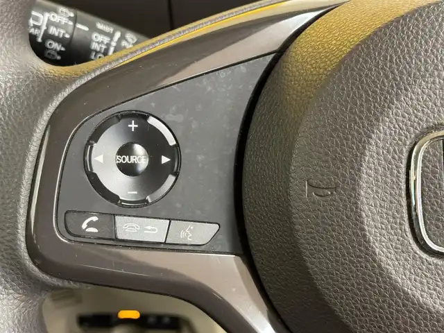 ホンダ Ｎ ＢＯＸ G ホンダセンシング 群馬県 2018(平30)年 3.1万km プラチナホワイトパール 安全装備/・衝突軽減ブレーキ/・レーンキープアシスト/・オートライト/・横滑り防止/・クルーズコントロール/純正7インチナビ/・AM/FM/フルセグTV/・Bluetooth/SD/・CD/DVD/LEDヘッドライト/バックカメラ/ETC/革調シートカバー/純正ドアバイザー/プッシュスタート/スマートキー