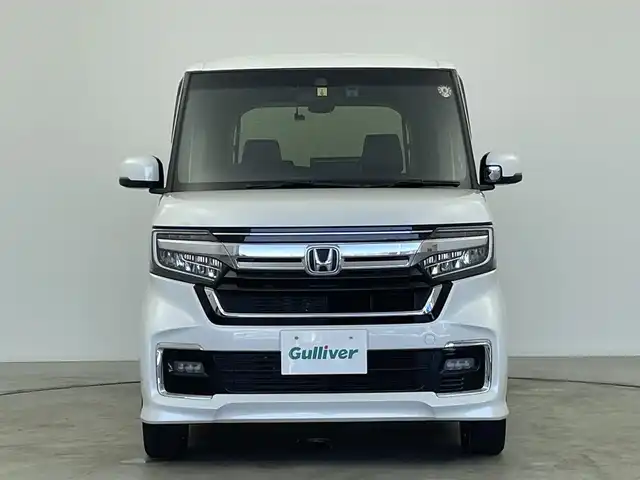 ホンダ Ｎ ＢＯＸ カスタム L ターボ 群馬県 2023(令5)年 2.4万km プラチナホワイトパール 禁煙車　純正ナビ　ＣＤ　ＤＶＤ　ＢＴ　フルセグ　バックカメラ　ホンダセンシング　衝突軽減　ＡＣＣ　ＬＫＡ　オートマチックハイビーム　両側パワスラ　コーナーセンサー　ビルトインETC　シートヒーター