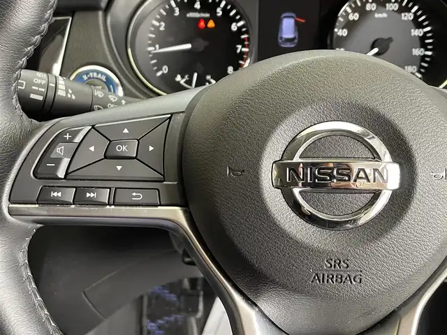 日産 エクストレイル 20X 岩手県 2019(平31)年 3.2万km ダイヤモンドブラック ALLMODE4x4-i/ハンズフリーオートバックドア/アラウンドビューモニター/ヒルディセントコントロール/インテリジェントルームミラー/コーナリングスタビリティアシスト/エマージェンシーブレーキ/車線逸脱警報/前後ソナー/ハイビームアシスト/踏み間違い衝突防止アシスト/横滑り防止装置/アイドリングストップ/撥水シート/エンジンスターター/社外ナビ/フルセグTV/ステアリングスイッチ/LEDヘッドライト/純正18インチアルミホイール