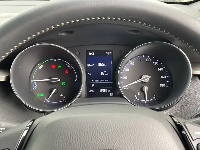 トヨタ Ｃ－ＨＲ G モード ネロセーフティプラスⅢ 千葉県 2022(令4)年 1.7万km ブラックマイカ 純正8インチナビ/(BT/FM/AM)/全周囲カメラ/ドライブレコーダー前後/ブラインドスポットモニター/衝突被害軽減システム/車線逸脱警報/レーダークルーズコントロール/ハーフレザーシート/横滑り防止装置/ビルトインETC2.0/アイドリングストップ/LEDヘッドライト/フォグランプ/オートライト/ウィンカーミラー/電動格納ミラー/純正18インチAW/シートヒーター/シートリフター/プッシュスタート/スマートキー/フロアマット/スペアキー/取扱説明書/保証書