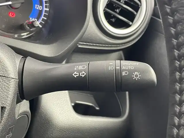 三菱 ｅＫクロス G プレミアム 埼玉県 2024(令6)年 0.3万km シルキーホワイト 純正9インチナビ/(Bluetooth/USB/HDMI/フルセグ/ＡｐｐｌｅＣａｒＰｌａｙ/AndroidAuto)/全方位カメラ/デジタルインナーミラー/レーダークルーズコントロール/シートヒーター/ステアリングヒーター/オートブレーキホールド/ダウンヒルアシスト/アイドリングストップ/オートＬＥＤライト/フォグライト/コーナーセンサー/純正15インチアルミホイール