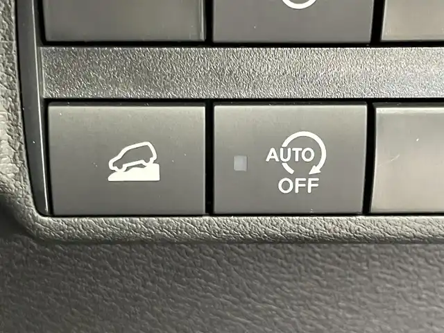 三菱 ｅＫクロス G プレミアム 埼玉県 2024(令6)年 0.3万km シルキーホワイト 純正9インチナビ/(Bluetooth/USB/HDMI/フルセグ/ＡｐｐｌｅＣａｒＰｌａｙ/AndroidAuto)/全方位カメラ/デジタルインナーミラー/レーダークルーズコントロール/シートヒーター/ステアリングヒーター/オートブレーキホールド/ダウンヒルアシスト/アイドリングストップ/オートＬＥＤライト/フォグライト/コーナーセンサー/純正15インチアルミホイール