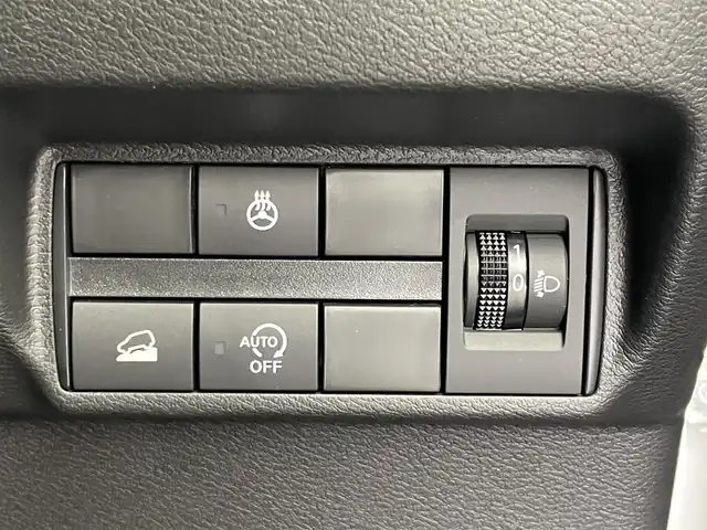 三菱 ｅＫクロス G プレミアム 埼玉県 2024(令6)年 0.3万km シルキーホワイト 純正9インチナビ/(Bluetooth/USB/HDMI/フルセグ/ＡｐｐｌｅＣａｒＰｌａｙ/AndroidAuto)/全方位カメラ/デジタルインナーミラー/レーダークルーズコントロール/シートヒーター/ステアリングヒーター/オートブレーキホールド/ダウンヒルアシスト/アイドリングストップ/オートＬＥＤライト/フォグライト/コーナーセンサー/純正15インチアルミホイール