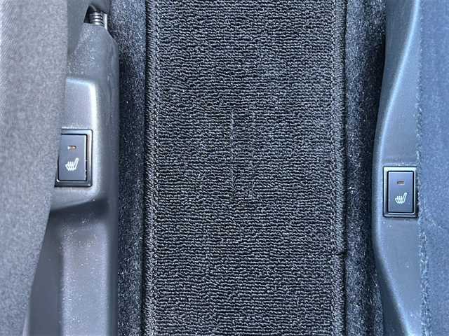 スズキ ソリオ HV MZ 道北・旭川 2021(令3)年 3万km メロウディープレッドパール /4WD//禁煙車//純正ナビ BT/USB/フルセグ/AppleCarPlay/AndroidAuto/CD/DVD//全方位カメラ//両側パワースライドドア//シートヒーター//純正エンジンスターター//ACC//アイドリングストップ//DCBS//前方衝突警報ブレーキ//前方衝突警報//車線逸脱警報//ふらつき警報//先行車発進告知//標識認識機能//後退時ブレーキサポート//後方誤発進抑制機能//革巻きステアリング//ステアリングスイッチ//オートライト//LEDヘッドライト//リアフォグランプ//サーキュレーター//ドアバイザー//ETC//純正フロアマット//サンシェード//セカンドシートテーブル//スペアキー//保証書//取説