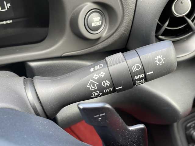 トヨタ ＧＲ８６ RZ 山口県 2022(令4)年 0.7万km マグネタイトグレーメタリック ワンオーナー/純正ナビ/CD/SD/BT/ワンセグTV/バックカメラ/純正LEDヘッドライト/純正フォグランプ/オートライト/社外１８インチアルミホイール(RAYSグラムライツ)/ハーフレザーシート/前席シートヒーター/革巻きステアリング/ステアリングスイッチ/パドルシフト/クルーズコントロール/衝突被害軽減ブレーキ/LDW/BSM/コーナーセンサー/スマートキー×２/純正フロアマット/純正ドアバイザー/電動格納ドアミラー