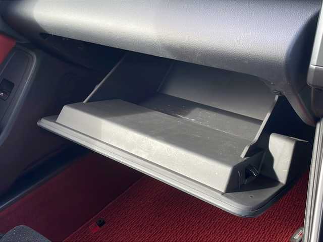 トヨタ ＧＲ８６ RZ 山口県 2022(令4)年 0.7万km マグネタイトグレーメタリック ワンオーナー/純正ナビ/CD/SD/BT/ワンセグTV/バックカメラ/純正LEDヘッドライト/純正フォグランプ/オートライト/社外１８インチアルミホイール(RAYSグラムライツ)/ハーフレザーシート/前席シートヒーター/革巻きステアリング/ステアリングスイッチ/パドルシフト/クルーズコントロール/衝突被害軽減ブレーキ/LDW/BSM/コーナーセンサー/スマートキー×２/純正フロアマット/純正ドアバイザー/電動格納ドアミラー