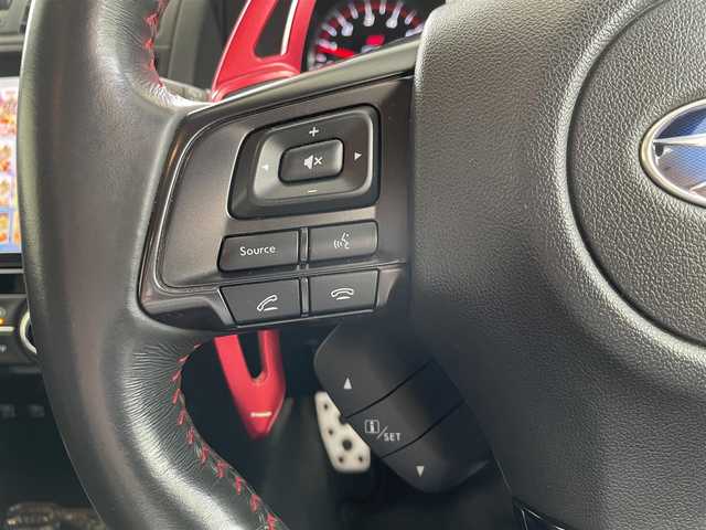 スバル ＷＲＸ Ｓ４ STIスポーツアイサイト 千葉県 2018(平30)年 11.1万km クリスタルホワイトP アイサイト/・プリクラッシュブレーキ/・緊急時プリクラッシュステアリング/・後退時ブレーキアシスト/・AT誤発進抑制制御&AT誤後進抑制制御/・ツーリングアシスト/・全車速追従機能付クルーズコントロール/・車線逸脱抑制/・警報機能/・先行車発進お知らせ機能/・スバルリヤビークルディテクション（後側方警戒支援システム）/STIフロントスポイラー/STIフロントアンダースポイラー/STIサイドアンダースポイラー/STIリヤサイドアンダースポイラー/STIリヤアンダースポイラー/STIスカートリップ/社外マフラー/純正ナビ/・DVD/CD/AM/FM/TV/BTオーディオ/バックカメラ/ハーフレザーシート/シートヒーター/プッシュスタート/プッシュスタート/ETC/純正18インチAW/LEDヘッドライト/スペアキー/保証書/取扱説明書