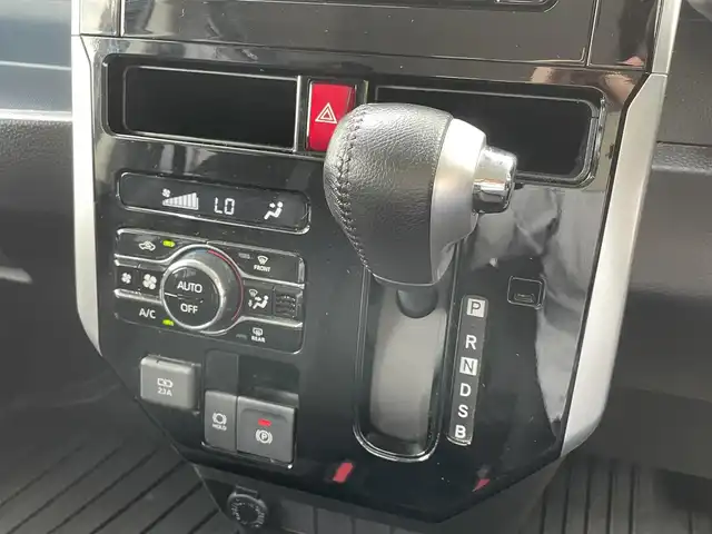 トヨタ ルーミー カスタムG 神奈川県 2021(令3)年 4.2万km ブラックマイカメタリック ワンオーナー/純正メモリナビ/　（CD・Bluetooth・USB）/フルセグTV/両側パワースライドドア/トヨタセーフティセンス/バックカメラ/LEDヘッドライト/LEDフォグライト/ビルトインETC/レーダークルーズコントロール/アイドリングストップ/コーナーセンサー/スマートキー×2/保証書/取扱説明書