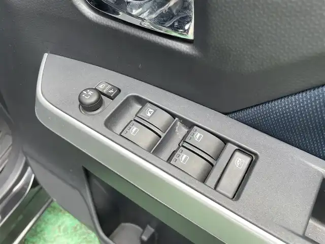 トヨタ ルーミー カスタムG 神奈川県 2021(令3)年 4.2万km ブラックマイカメタリック ワンオーナー/純正メモリナビ/　（CD・Bluetooth・USB）/フルセグTV/両側パワースライドドア/トヨタセーフティセンス/バックカメラ/LEDヘッドライト/LEDフォグライト/ビルトインETC/レーダークルーズコントロール/アイドリングストップ/コーナーセンサー/スマートキー×2/保証書/取扱説明書