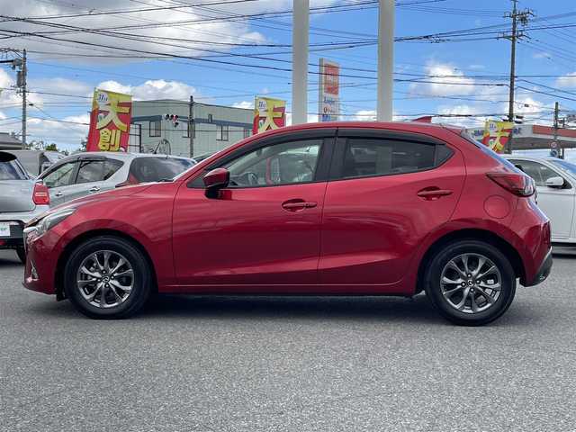 マツダ デミオ 15Sツーリング 愛知県 2018(平30)年 4.9万km ソウルレッドクリスタルM /禁煙//ワンオーナー//純正ナビ//CD/DVD/BT/フルセグ//バックカメラ//全方位カメラ//純正15AW//前方ドラレコ//ETC//シートヒーター（前席）//レーダー探知機//PCS/LDA/HUD//横滑り防止装置//LEDオートライト//LEDフォグランプ//前後クリアランスソナー//本革巻きステアリング//ステアリングスイッチ//アイドリングストップ//純正フロアマット//ドアバイザー//スペアスマートキー//新車時保証書//取扱説明書