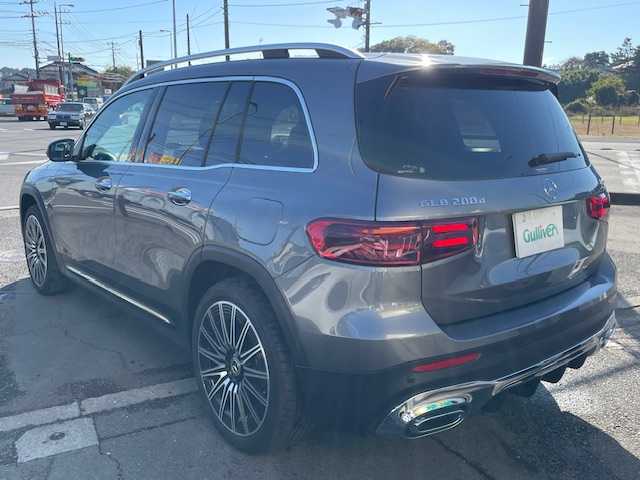 メルセデス・ベンツ Ｍ・ベンツ ＧＬＢ２００ｄ 4マチック AMGライン 神奈川県 2024(令6)年 0.8万km マウンテングレー ワンオーナー/純正HDDナビ/フルセグテレビ/パノラマサンルーフ/プッシュスタート/パワーバックドア/ETC２．０/純正２０インチアルミホイール/純正メモリナビ/LEDライト/スペアキー
