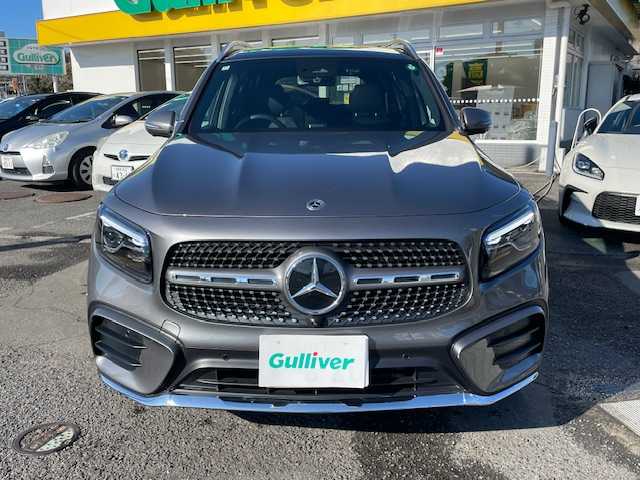 メルセデス・ベンツ Ｍ・ベンツ ＧＬＢ２００ｄ 4マチック AMGライン 神奈川県 2024(令6)年 0.8万km マウンテングレー ワンオーナー/純正HDDナビ/フルセグテレビ/パノラマサンルーフ/プッシュスタート/パワーバックドア/ETC２．０/純正２０インチアルミホイール/純正メモリナビ/LEDライト/スペアキー