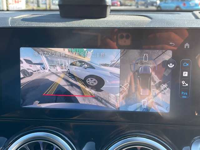 メルセデス・ベンツ Ｍ・ベンツ ＧＬＢ２００ｄ 4マチック AMGライン 神奈川県 2024(令6)年 0.8万km マウンテングレー ワンオーナー/純正HDDナビ/フルセグテレビ/パノラマサンルーフ/プッシュスタート/パワーバックドア/ETC２．０/純正２０インチアルミホイール/純正メモリナビ/LEDライト/スペアキー