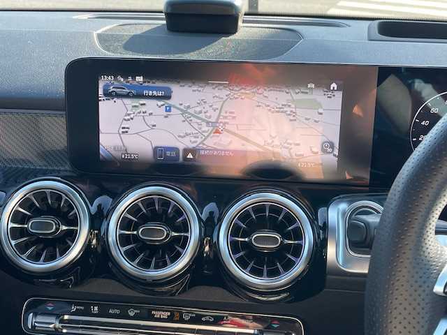 メルセデス・ベンツ Ｍ・ベンツ ＧＬＢ２００ｄ 4マチック AMGライン 神奈川県 2024(令6)年 0.8万km マウンテングレー ワンオーナー/純正HDDナビ/フルセグテレビ/パノラマサンルーフ/プッシュスタート/パワーバックドア/ETC２．０/純正２０インチアルミホイール/純正メモリナビ/LEDライト/スペアキー