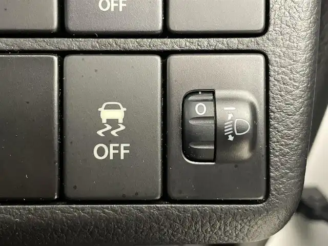 スズキ アルト L 福島県 2020(令2)年 3.1万km スペリアホワイト セーフティサポート/・デュアルセンサーブレーキ/・誤発進抑制機能/・後退時ブレーキ/・車線逸脱防止機能/・ふらつき警報/・コーナーセンサー/・パーキングセンサー/・セキュリティアラーム/・先行車発進お知らせ機能/・衝突被害軽減システム/・ハイビームアシスト/ミュージックプレイヤー/・AUX/CD/AM/FM/オートライト/シートヒーター/アイドリングストップ/ドアバイザー/純正フロアマット/エネチャージ/スペアキー