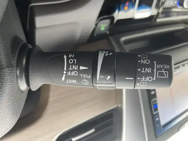 ホンダ フリード ハイブリット G ホンダセンシング 富山県 2020(令2)年 4.9万km クリスタルブラックパール 純正ナビ（AM/FM/DVD/BT/フルセグ）/バックカメラ/ETC/両側パワースライドドア/シートヒーター/衝突被害軽減システム/レーダークルーズコントロール/レーンキープアシスト/横滑り防止装置/アイドリングストップ/オートLEDライト/純正フロアマット/スマートキー/スペアキー