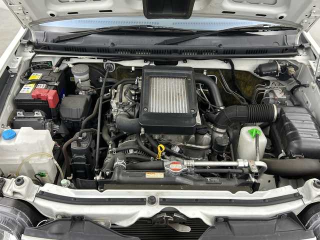 スズキ ジムニー ランドベンチャー 三重県 2016(平28)年 8.3万km パールホワイト /社外ナビ//フルセグ//シートヒーター//ステアリングスイッチ//電動格納ミラー//純正16インチAW//キーレス//スペアキー//スペアタイヤ