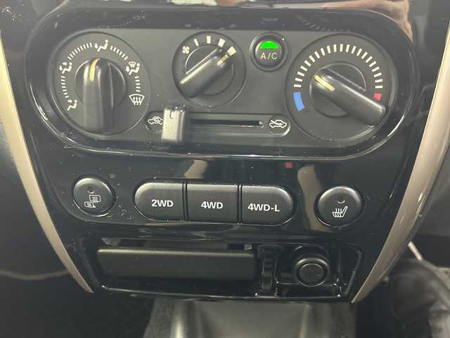 スズキ ジムニー ランドベンチャー 三重県 2016(平28)年 8.3万km パールホワイト /社外ナビ//フルセグ//シートヒーター//ステアリングスイッチ//電動格納ミラー//純正16インチAW//キーレス//スペアキー//スペアタイヤ