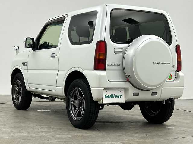 スズキ ジムニー ランドベンチャー 三重県 2016(平28)年 8.3万km パールホワイト /社外ナビ//フルセグ//シートヒーター//ステアリングスイッチ//電動格納ミラー//純正16インチAW//キーレス//スペアキー//スペアタイヤ