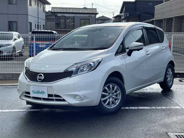 日産 ノート X DIG－S 福島県 2015(平27)年 3.9万km ブリリアントホワイトパール 純正メモリーナビ/CD/DVD/SD/BT/USB/フルセグTV/純正14インチAW(ホイール＋冬タイヤ積込)/純正ドライブレコーダー/衝突被害軽減システム/自動防眩ルームミラー/アラウンドビューモニター/クリアランスソナー/アイドリングストップ/プッシュスタート/オートライト/LEDヘッドライト/ドアバイザー/フロアマット/ETC