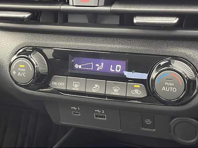 日産 ノート X 千葉県 2023(令5)年 1.9万km ピュアホワイトパール 車線逸脱警報/衝突軽減ブレーキ/レーダークルーズコントロール/クリアランスソナー/標識認識機能/純正メモリナビBluetooth フルセグTV HDMI/全方位カメラ/ETC2.0/ワイヤレス充電/純正ドライブレコーダー前方/LEDヘッドライト/プッシュスタート/スマートキー