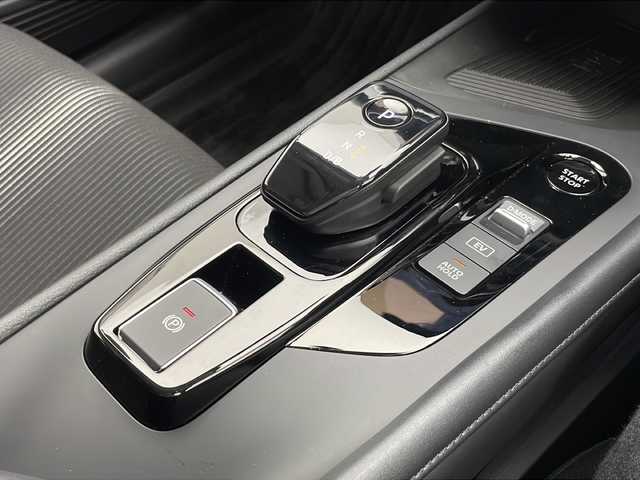 日産 ノート X 千葉県 2023(令5)年 1.9万km ピュアホワイトパール 車線逸脱警報/衝突軽減ブレーキ/レーダークルーズコントロール/クリアランスソナー/標識認識機能/純正メモリナビBluetooth フルセグTV HDMI/全方位カメラ/ETC2.0/ワイヤレス充電/純正ドライブレコーダー前方/LEDヘッドライト/プッシュスタート/スマートキー