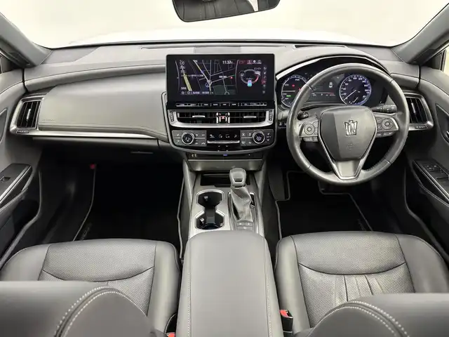 トヨタ クラウン ハイブリッド RS リミテッドⅡ 福岡県 2022(令4)年 4.3万km プレシャスホワイトパール 純正１２．３インチＤＡ/ＥＴＣ２．０　/全方位カメラ　/レーダークルーズコントロール　/衝突被害軽減システム　/レーンキープ　/コーナーセンサー　/シートヒーター／クーラー　/ステアリングヒーター　/パワーシート　/パワーバックドア　/革巻きステアリング　