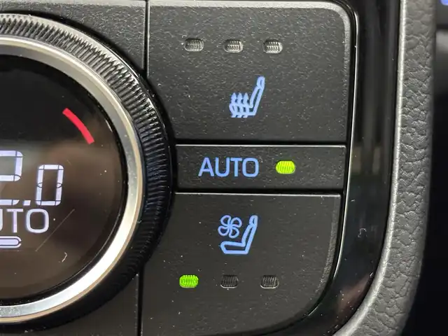 トヨタ クラウン ハイブリッド RS リミテッドⅡ 福岡県 2022(令4)年 4.3万km プレシャスホワイトパール 純正１２．３インチＤＡ/ＥＴＣ２．０　/全方位カメラ　/レーダークルーズコントロール　/衝突被害軽減システム　/レーンキープ　/コーナーセンサー　/シートヒーター／クーラー　/ステアリングヒーター　/パワーシート　/パワーバックドア　/革巻きステアリング　