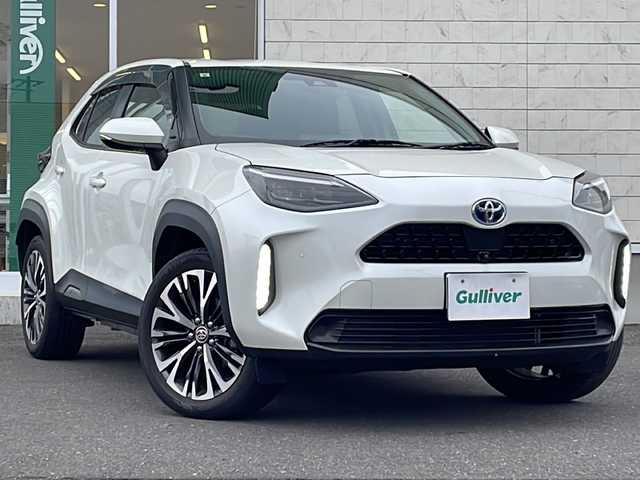 トヨタ ヤリスクロス ハイブリッド Z 岩手県 2021(令3)年 2.6万km ホワイトパールクリスタルシャイン トヨタセーフティセンス/純正ナビ/AM/FM/CD/DVD/Bluetooth/フルセグTV/全方位カメラ/ハーフレザーシート/前席シートヒーター/ステアリングヒーター/ビルトインETC/パワーバックドア/コーナーセンサー/前後ドライブレコーダー/オートライト/LEDヘッドライト/スマートキー/プッシュスタート/電動格納ミラー/純正18インチAW/純正フロアマット/ドアバイザー