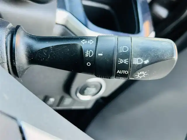 ダイハツ ムーヴ カスタム X SA 岡山県 2014(平26)年 8万km ブラックマイカメタリック (株)IDOMが運営する【じしゃロン岡山店】の自社ローン専用車両です。こちらは現金またはオートローンご利用時の価格です。 自社ローンご希望の方は別途その旨お申し付け下さい/＊社外ナビ/＊ETC/＊ドライブレコーダー/＊プッシュスタート/＊ワンセグテレビ/＊Bluetooth/＊スマートキー