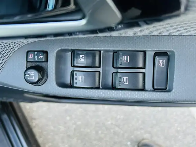 ダイハツ ムーヴ カスタム X SA 岡山県 2014(平26)年 8万km ブラックマイカメタリック (株)IDOMが運営する【じしゃロン岡山店】の自社ローン専用車両です。こちらは現金またはオートローンご利用時の価格です。 自社ローンご希望の方は別途その旨お申し付け下さい/＊社外ナビ/＊ETC/＊ドライブレコーダー/＊プッシュスタート/＊ワンセグテレビ/＊Bluetooth/＊スマートキー