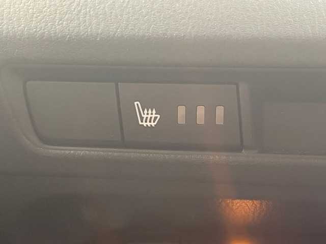 マツダ アクセラ スポーツ XD 宮城県 2014(平26)年 7万km メテオグレーマイカ ターボ/サンルーフ/BOSEサウンドシステム/スマート・ブレーキ・サポート/車間認知支援システム/車線維持警報システムｂ/マツダ・レーダー・クルーズ・コントロール/リアビークルモニタリング/純正ナビ/・Bluetooth/CD/DVD/フルセグTV/・ETC/ヘッドアップディスプレイ/パドルシフト/プッシュスタート/アイドリングストップ/スマートキー/・スペアキー/パワーシート（運転席）/・シートヒーター（運転席/助手席）/オートライト/・フォグランプ/純正アルミホイール/純正フロアマット