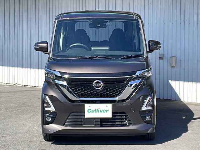 日産 ルークス HWS X プロパイロットED 長野県 2020(令2)年 0.9万km アッシュブラウンM プロパイロット/エマージェンシーブレーキ/両側パワースライドドア/純正9インチナビ（型式：MM319D-L）/・CD/DVD/Bluetooth/フルセグTV/全周囲カメラ/ビルトインETC/前方ドライブレコーダー/追従型クルーズコントロール/純正14インチAW/前後コーナーセンサー/LEDオートライト/純正フロアマット/ドアバイザー/アイドリングストップ/プッシュスタート/スマートキー/保証書