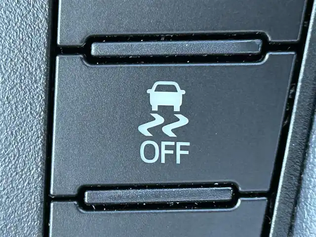 トヨタ アルファード S Cパッケージ 岡山県 2018(平30)年 8.3万km ホワイトパールクリスタルシャイン 登録時走行距離82439km/ワンオーナー/純正9インチナビ/フルセグTV(AM/FM/CD/DVD/Bluetooth)/純正12.1インチフリップダウンモニター/バックカメラ/両側パワースライドドア/ビルトインETC2.0/ドライブレコーダー/パワーバックドア/トヨタセーフティセンス/・プリクラッシュセーフティ/・レーダークルーズコントロール/・オートマチックハイビーム/・レーンディバーチャーアラート/オートブレーキホールド/横滑り防止装置/D/N席シートヒーター/D/N席ベンチレーション/ステアリングヒーター/オットマン/18インチ純正AW/社外フロアマット