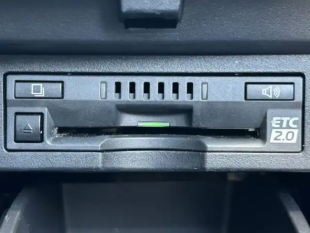 トヨタ アルファード S Cパッケージ 岡山県 2018(平30)年 8.3万km ホワイトパールクリスタルシャイン 登録時走行距離82439km/ワンオーナー/純正9インチナビ/フルセグTV(AM/FM/CD/DVD/Bluetooth)/純正12.1インチフリップダウンモニター/バックカメラ/両側パワースライドドア/ビルトインETC2.0/ドライブレコーダー/パワーバックドア/トヨタセーフティセンス/・プリクラッシュセーフティ/・レーダークルーズコントロール/・オートマチックハイビーム/・レーンディバーチャーアラート/オートブレーキホールド/横滑り防止装置/D/N席シートヒーター/D/N席ベンチレーション/ステアリングヒーター/オットマン/18インチ純正AW/社外フロアマット