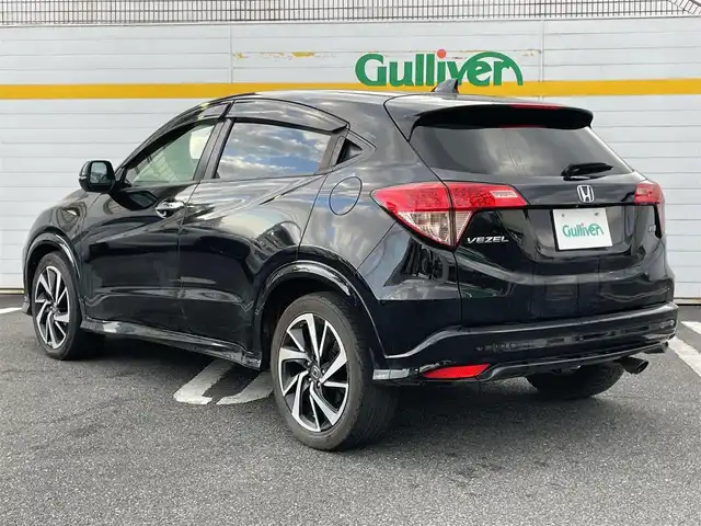ホンダ ヴェゼル 埼玉県 2017(平29)年 7.8万km クリスタルブラックパール ・純正ディーラーナビ/・バックカメラ　/・クルーズコントロール/・パドルシフト/・ハーフレザー/・純正アルミホイール/・ETC