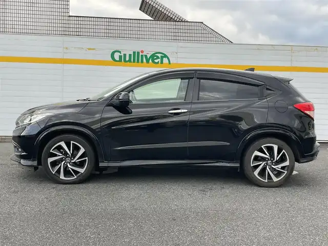 ホンダ ヴェゼル 埼玉県 2017(平29)年 7.8万km クリスタルブラックパール ・純正ディーラーナビ/・バックカメラ　/・クルーズコントロール/・パドルシフト/・ハーフレザー/・純正アルミホイール/・ETC